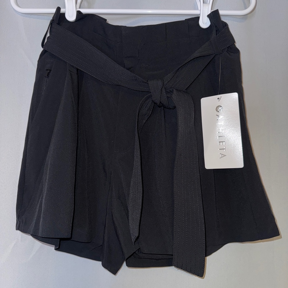 size 2 athleta shorts new with tags